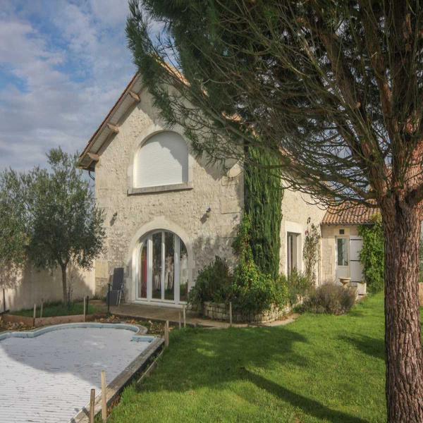 Offres de vente Maison Nercillac 16200