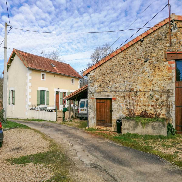 Offres de vente Maison Cellefrouin 16260