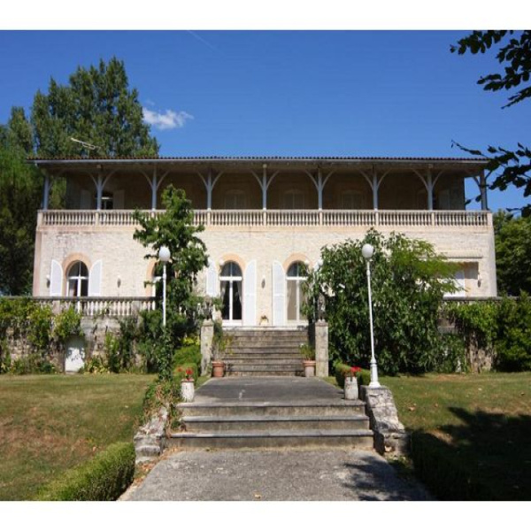 Offres de vente Maison Saint-Claud 16450
